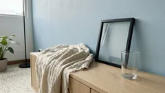 Azul glaciar en casa: cómo usar el color 2026 sin que el ambiente se sienta frío